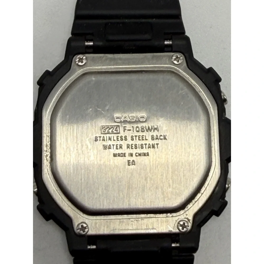 Casio F-108WH Mens Watch 39MM 8.5